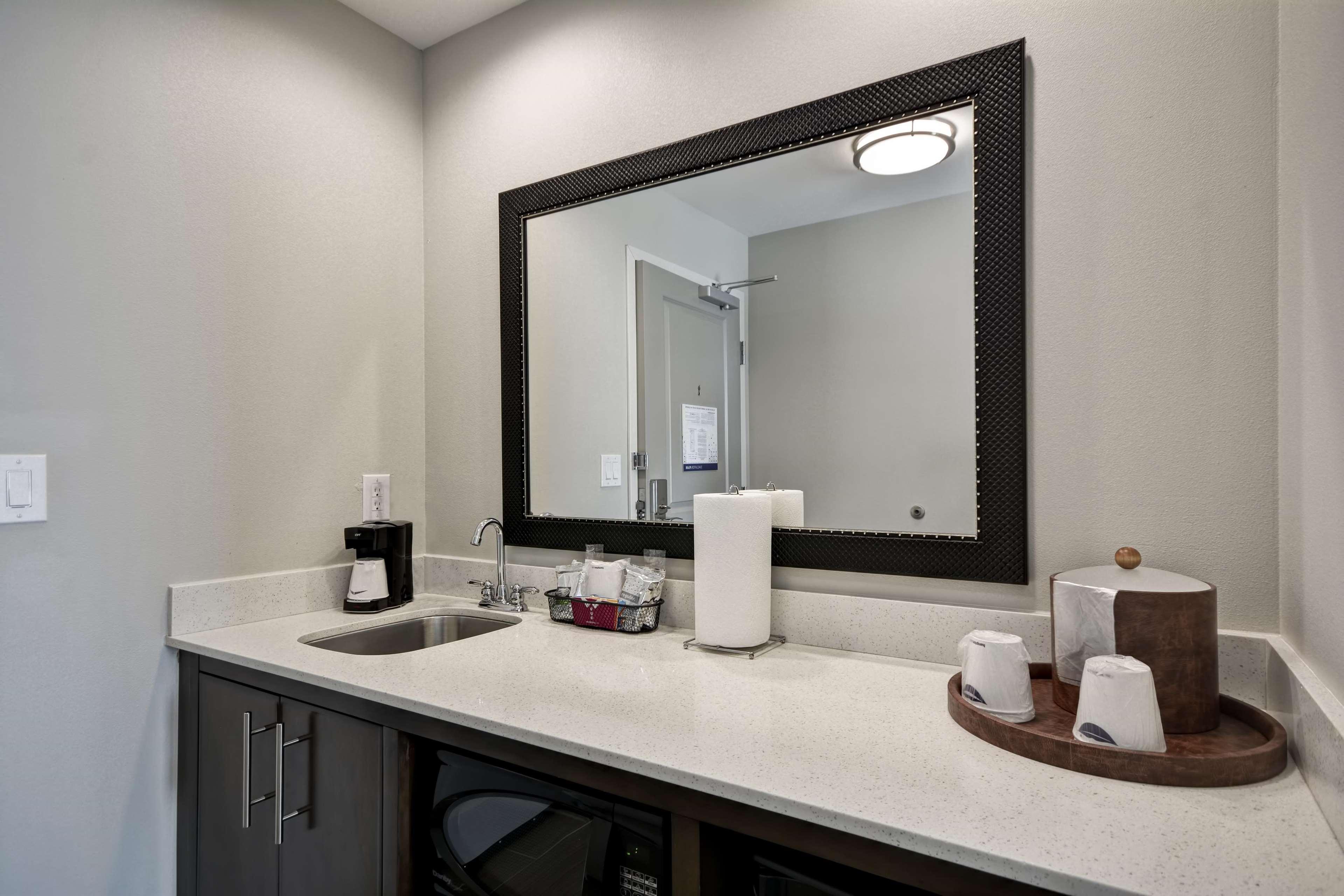 Hampton Inn Kenedy Exterior photo