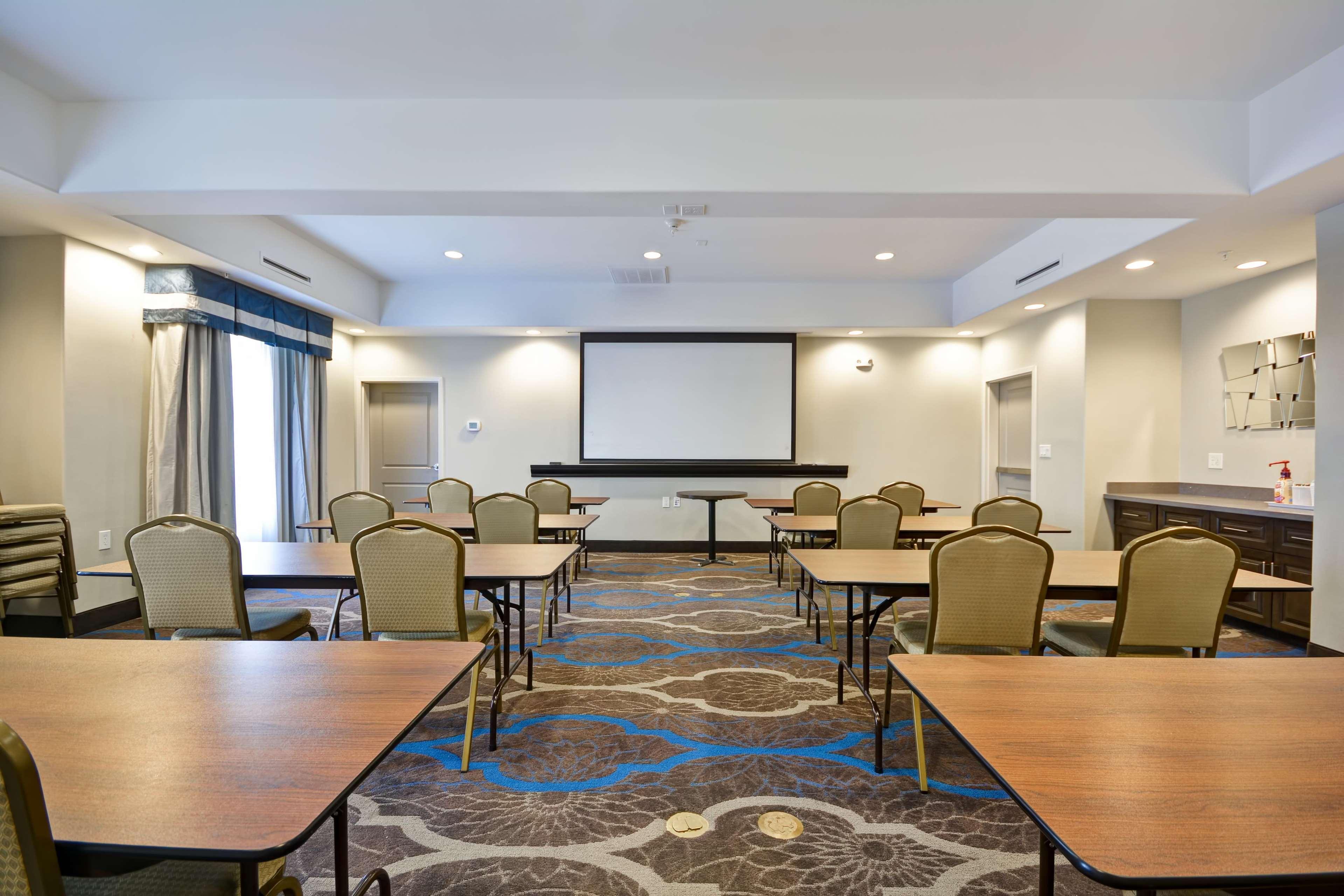 Hampton Inn Kenedy Exterior photo