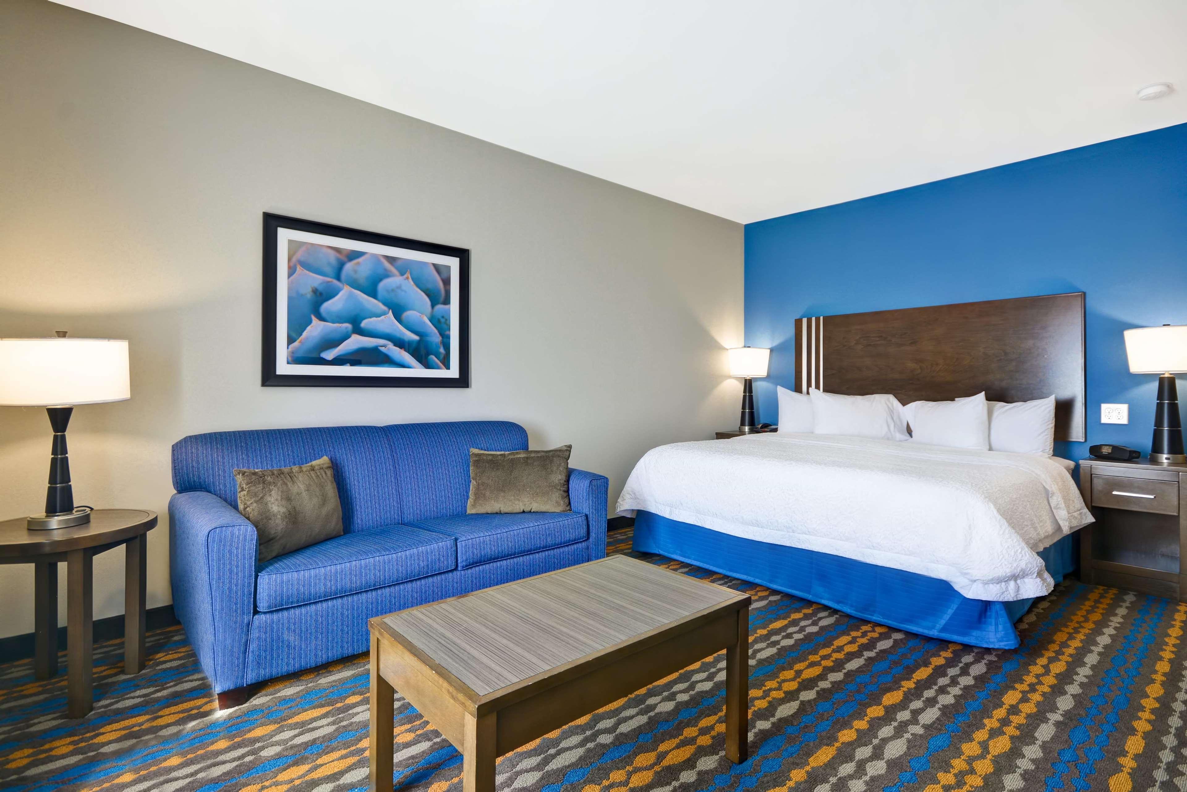 Hampton Inn Kenedy Exterior photo
