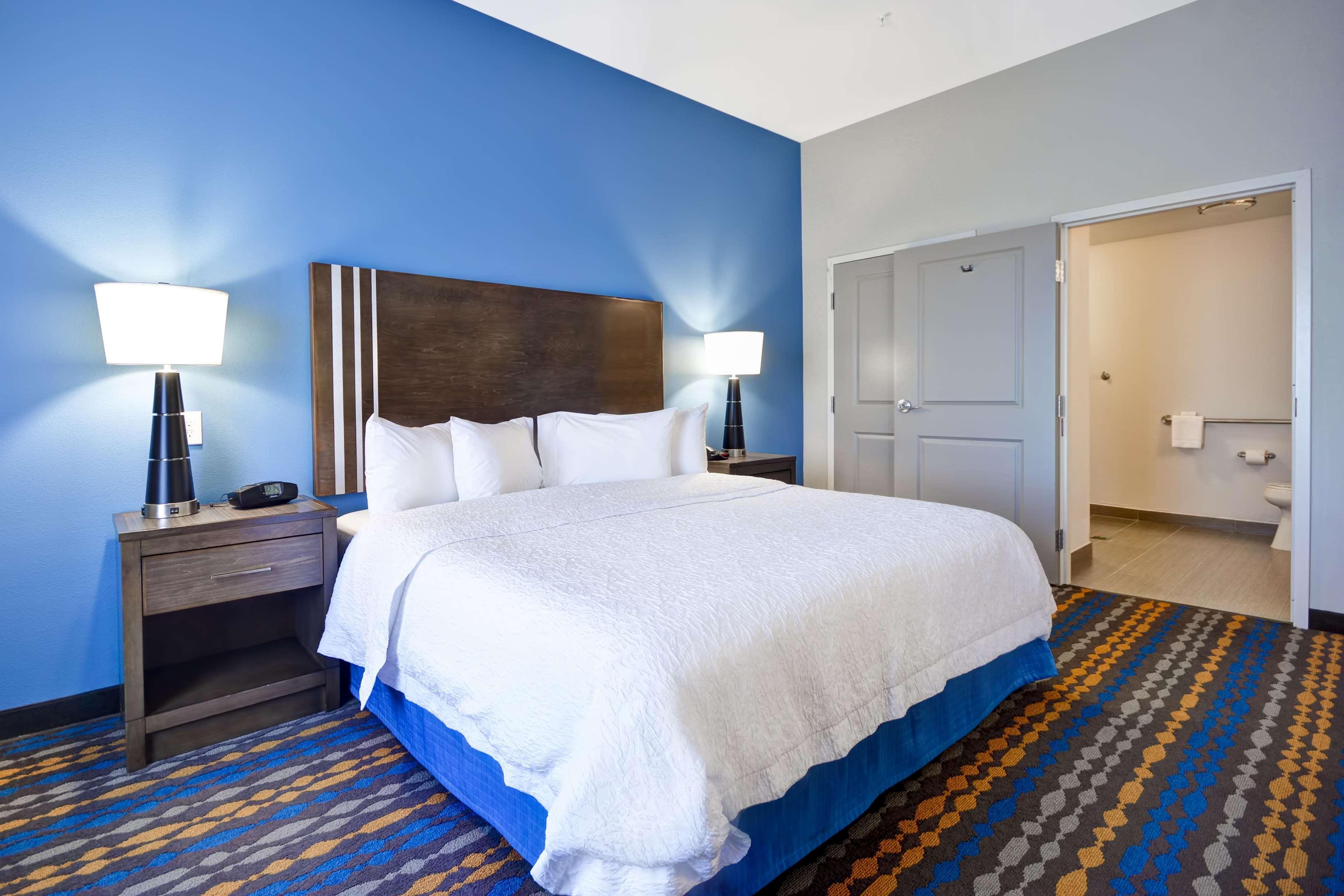 Hampton Inn Kenedy Exterior photo